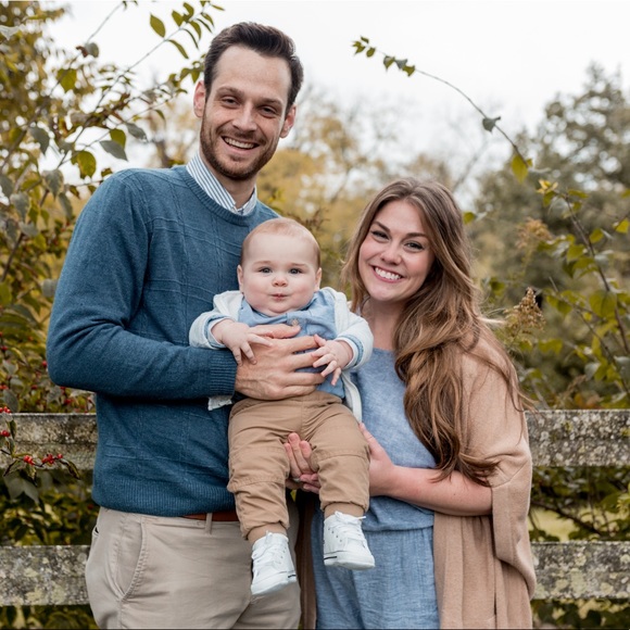 Meet your Posher, Amy - Picture 1 of 1